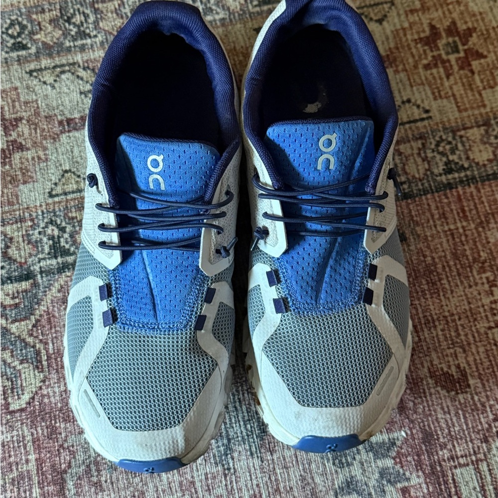 On cloud Running Blue and Gray Sneakers